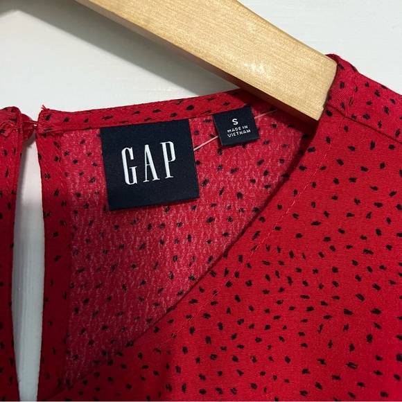 Gap Women's Blouse Top Size Small Flowy Red Black Points Long Sleeves - Picture 5 of 9